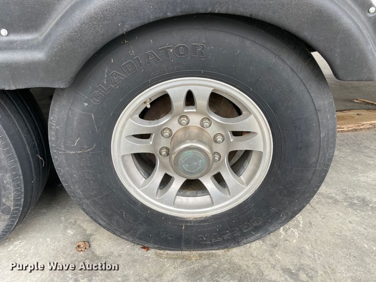 image for item IR9806 2010 Raptor 3912  toy hauler camper