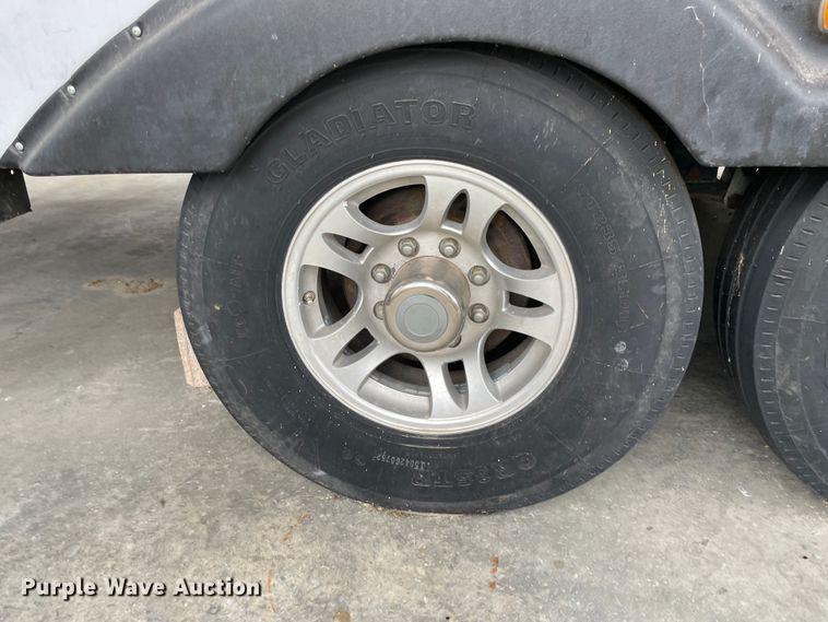 image for item IR9806 2010 Raptor 3912  toy hauler camper