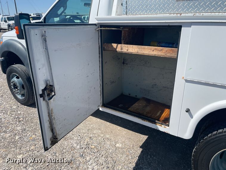 image for item IR9807 2011 Ford F450 Super Duty  service truck