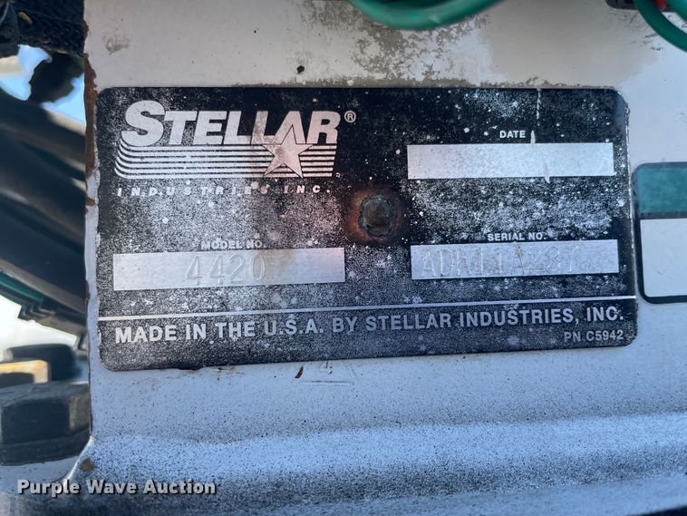 image for item IR9807 2011 Ford F450 Super Duty  service truck