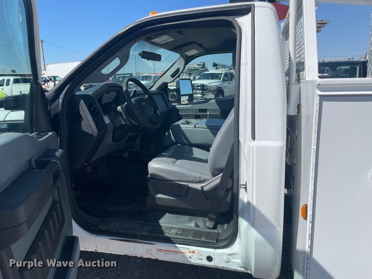 image for item IR9807 2011 Ford F450 Super Duty  service truck