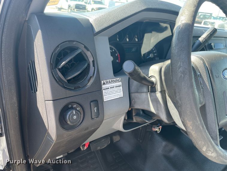 image for item IR9807 2011 Ford F450 Super Duty  service truck