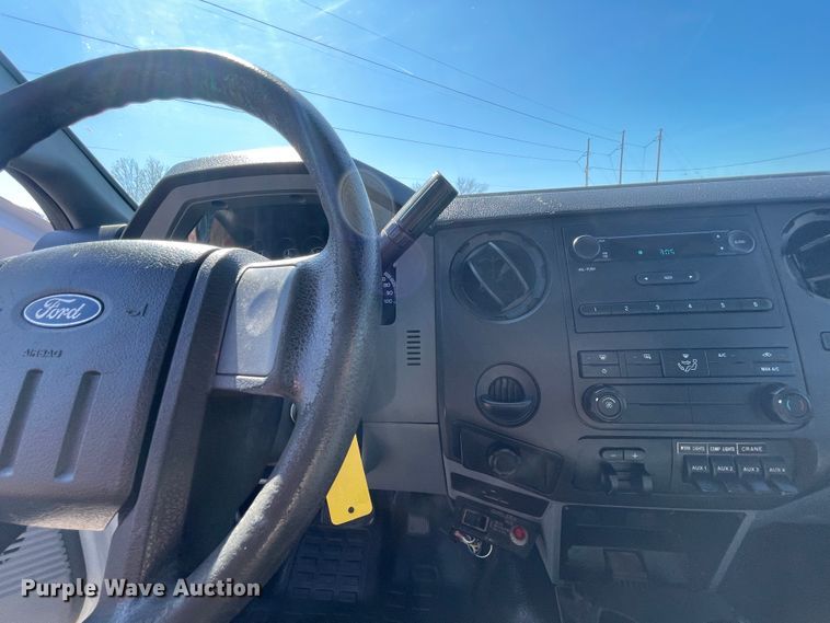 image for item IR9807 2011 Ford F450 Super Duty  service truck