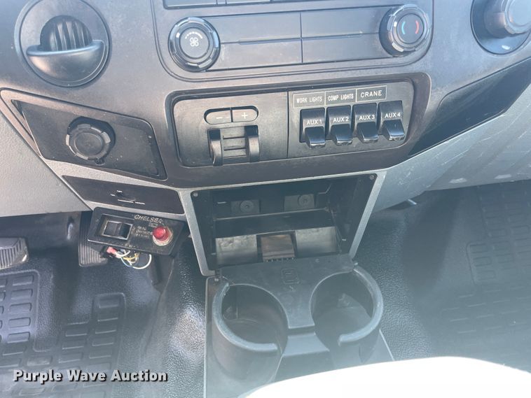 image for item IR9807 2011 Ford F450 Super Duty  service truck