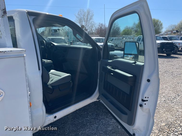 image for item IR9807 2011 Ford F450 Super Duty  service truck