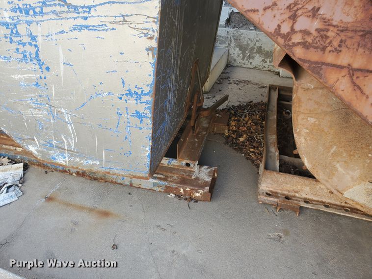 image for item IX9140 (2) self-dumping hoppers