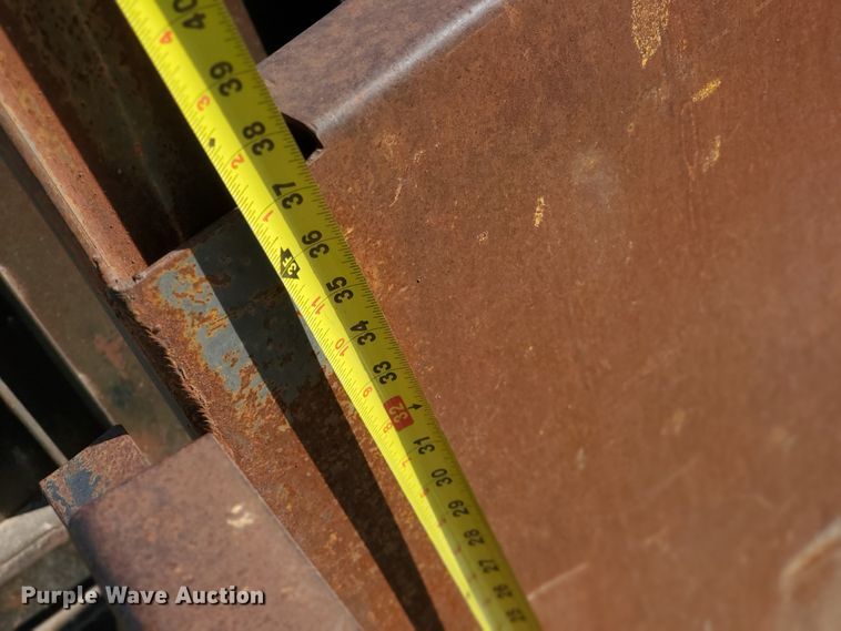 image for item IX9141 (2) roll-off beds