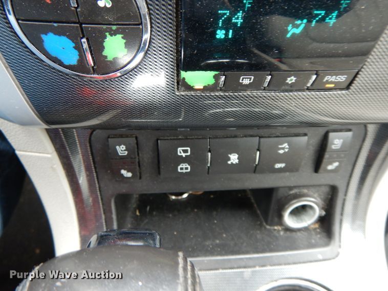 image for item IX9367 2012 Chevrolet Traverse LTZ  SUV