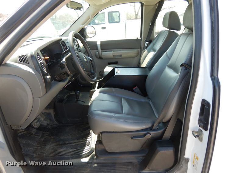 image for item IX9441 2008 Chevrolet Silverado 1500  Ext. Cab pickup truck