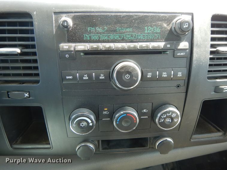 image for item IX9441 2008 Chevrolet Silverado 1500  Ext. Cab pickup truck