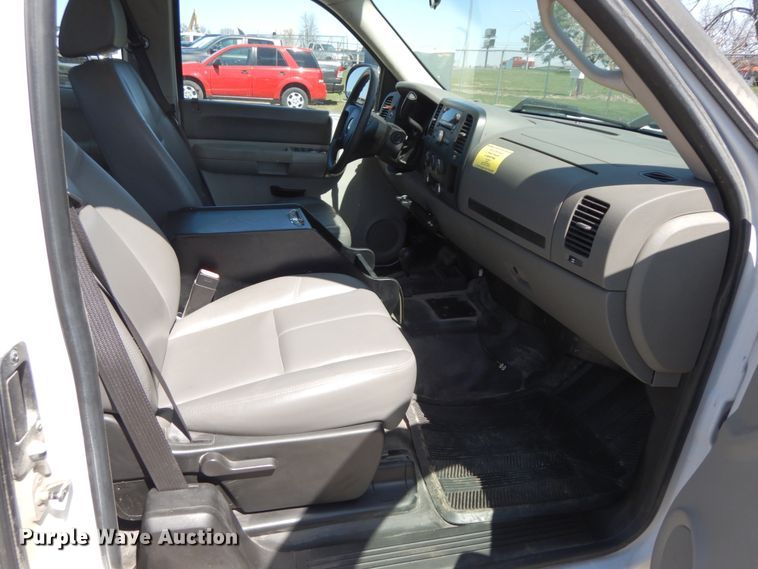 image for item IX9441 2008 Chevrolet Silverado 1500  Ext. Cab pickup truck