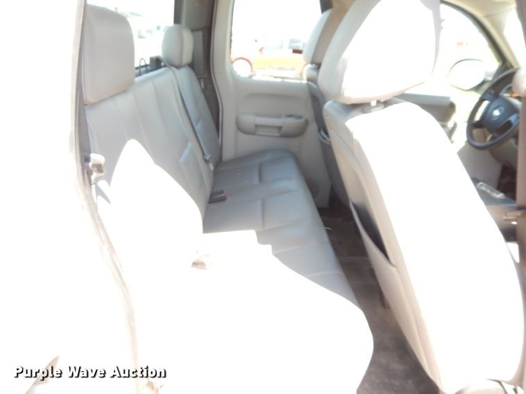 image for item IX9441 2008 Chevrolet Silverado 1500  Ext. Cab pickup truck