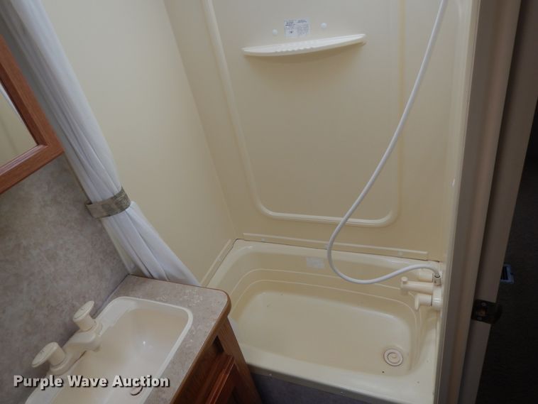 image for item IX9442 2007 Keystone Springdale  camper