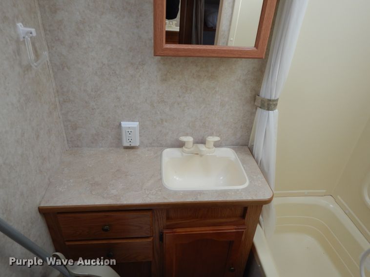 image for item IX9442 2007 Keystone Springdale  camper