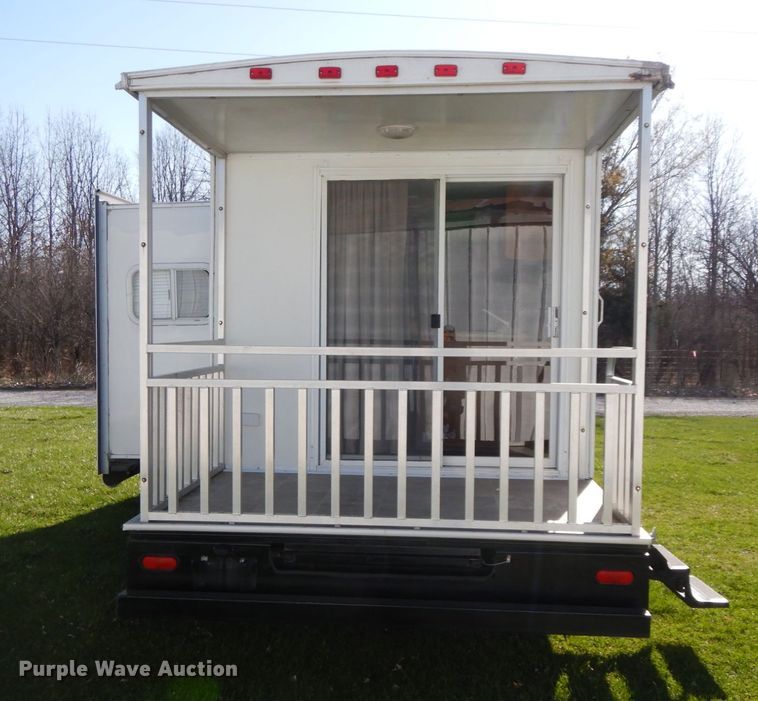 image for item IX9443 2003 Timberlodge  camper