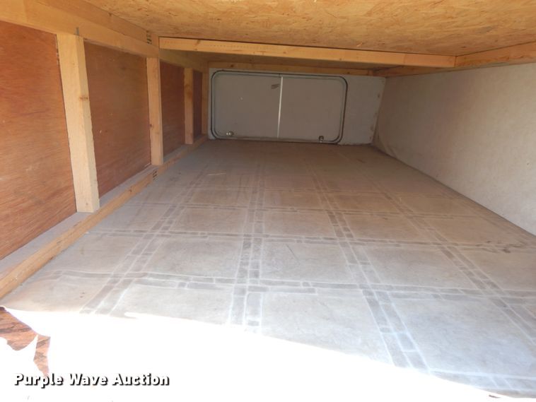 image for item IX9443 2003 Timberlodge  camper