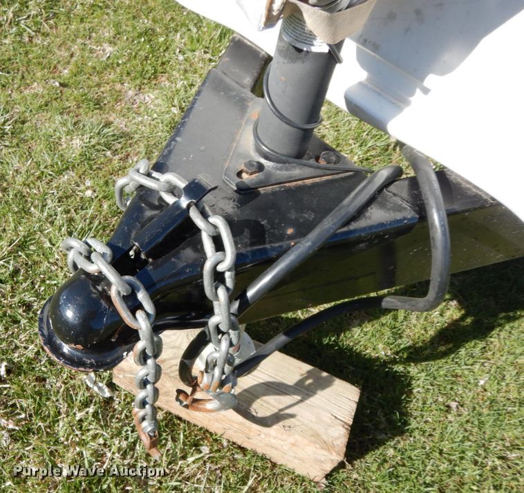 image for item IX9443 2003 Timberlodge  camper