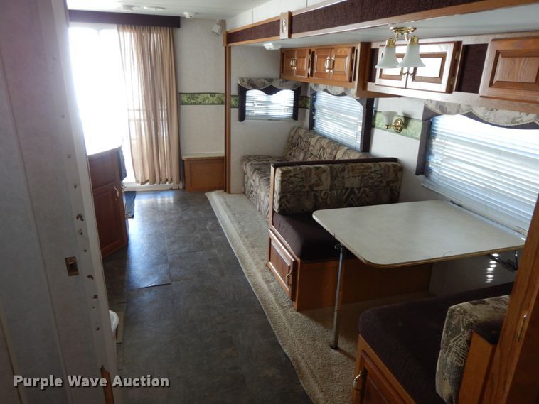 image for item IX9443 2003 Timberlodge  camper