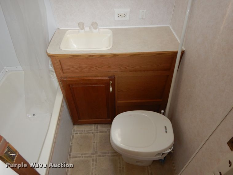 image for item IX9443 2003 Timberlodge  camper