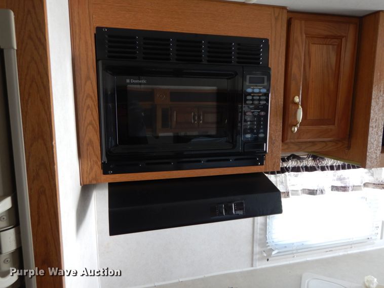 image for item IX9443 2003 Timberlodge  camper