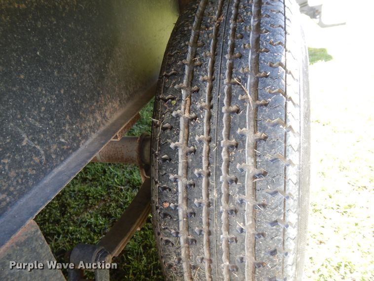 image for item IX9443 2003 Timberlodge  camper