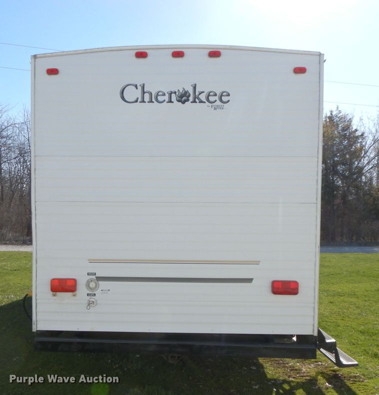 image for item IX9444 2005 Forest River Cherokee  camper