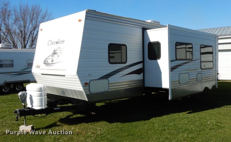 image for item IX9444 2005 Forest River Cherokee  camper