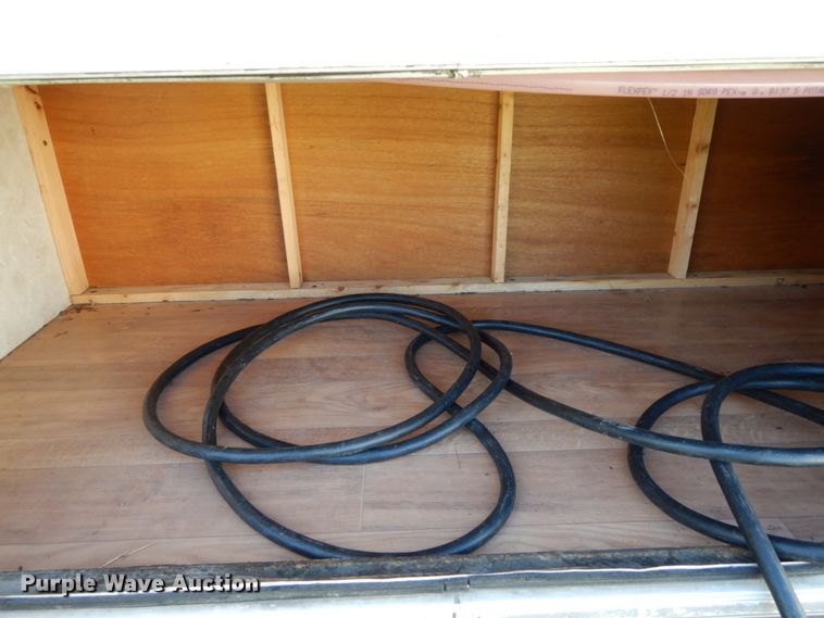 image for item IX9444 2005 Forest River Cherokee  camper