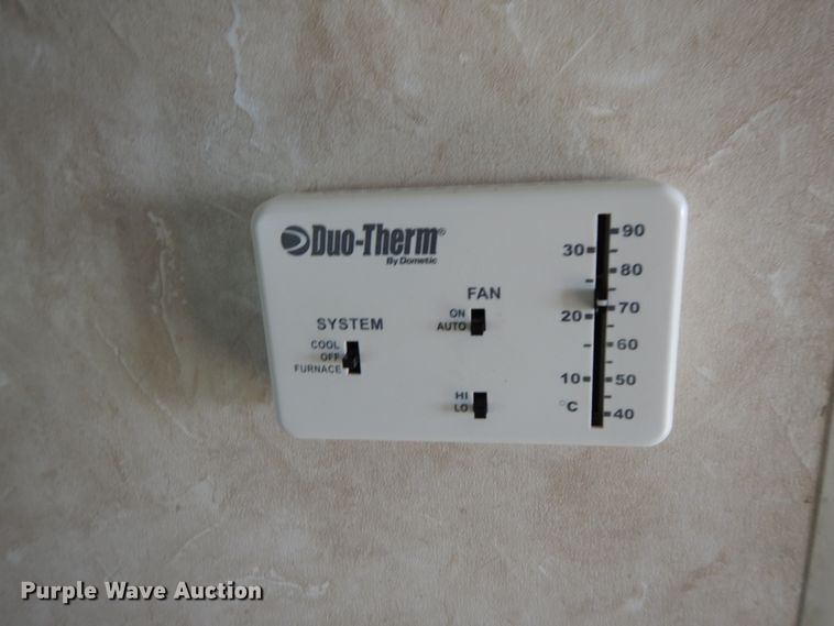 image for item IX9444 2005 Forest River Cherokee  camper