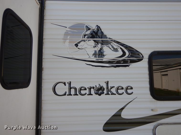 image for item IX9444 2005 Forest River Cherokee  camper