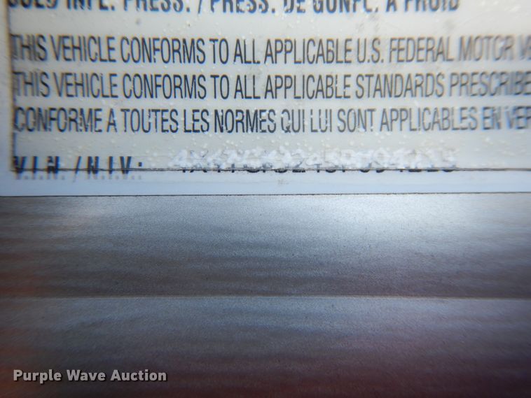 image for item IX9444 2005 Forest River Cherokee  camper