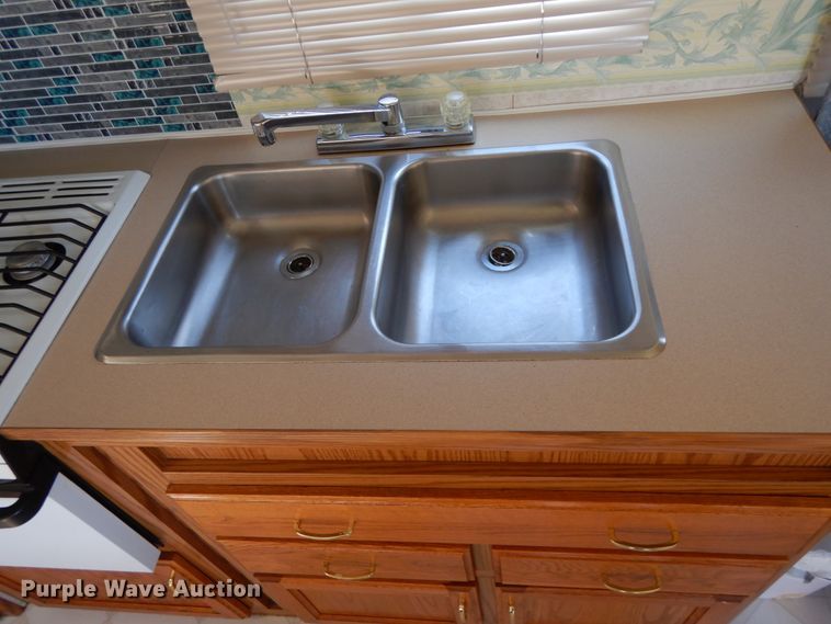 image for item IX9446 2001 Jayco 264 BH Eagle series  camper