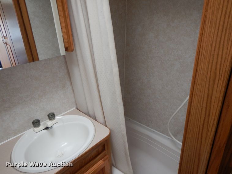 image for item IX9446 2001 Jayco 264 BH Eagle series  camper