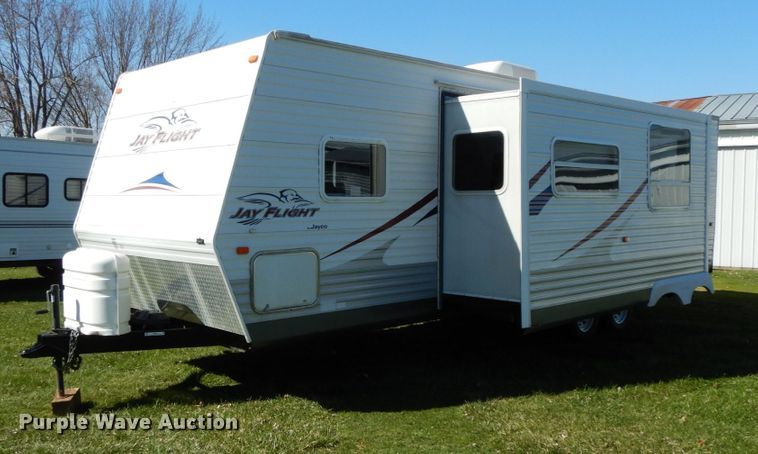 image for item IX9447 2007 Jayco 31 BHS Jay Flight  camper