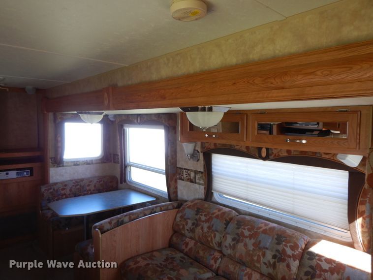 image for item IX9447 2007 Jayco 31 BHS Jay Flight  camper