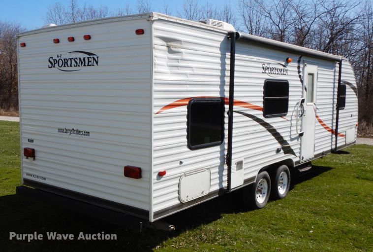 image for item IX9448 2010 KZ Sportsmen S272BH  camper