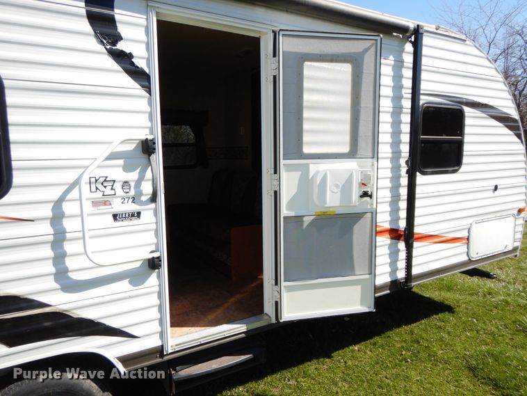 image for item IX9448 2010 KZ Sportsmen S272BH  camper