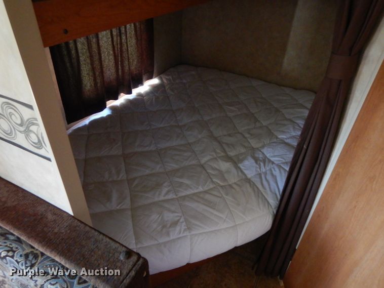 image for item IX9448 2010 KZ Sportsmen S272BH  camper