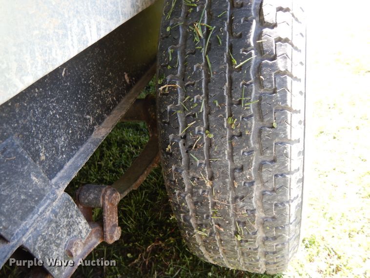 image for item IX9448 2010 KZ Sportsmen S272BH  camper