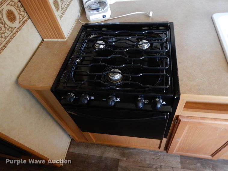 image for item IX9450 2007 Dutchmen Four Winds 29QGS  camper