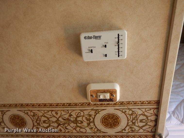 image for item IX9450 2007 Dutchmen Four Winds 29QGS  camper