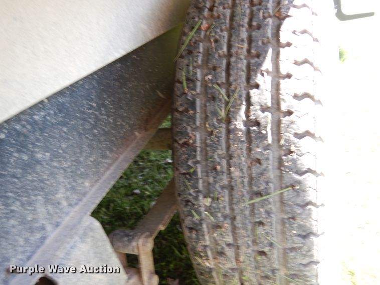 image for item IX9450 2007 Dutchmen Four Winds 29QGS  camper