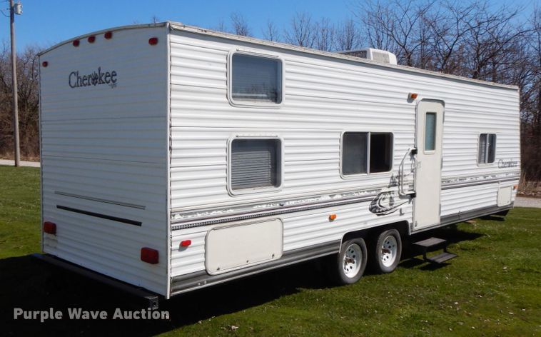 image for item IX9451 2004 Forest River 29DD Cherokee  camper