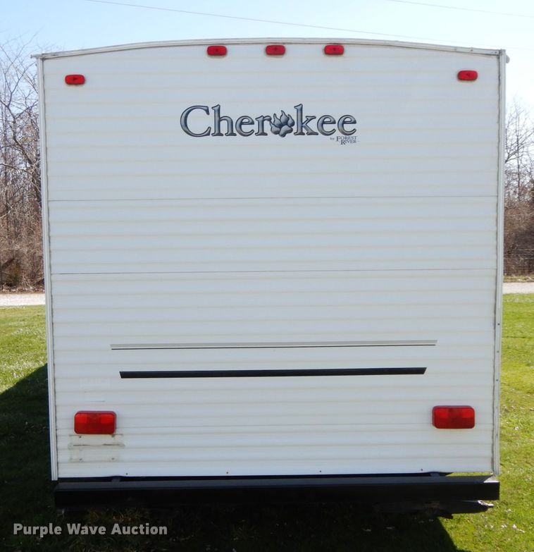 image for item IX9451 2004 Forest River 29DD Cherokee  camper