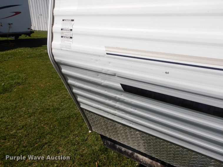 image for item IX9451 2004 Forest River 29DD Cherokee  camper