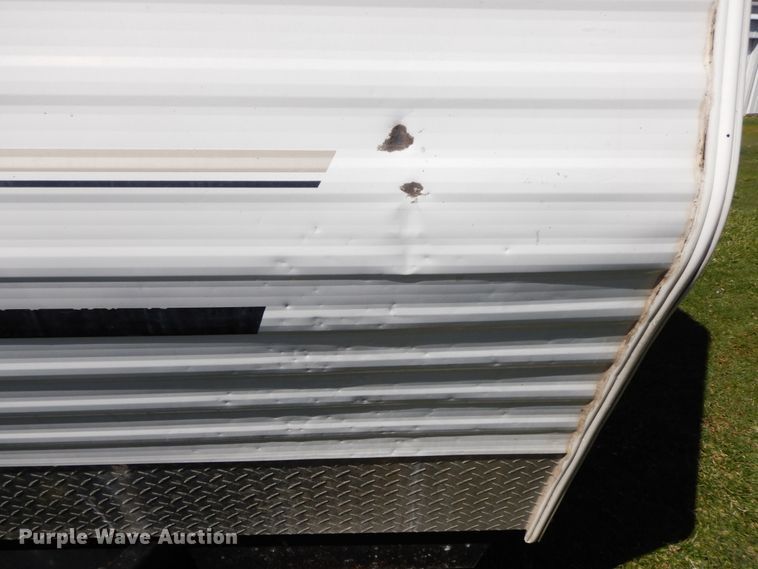 image for item IX9451 2004 Forest River 29DD Cherokee  camper