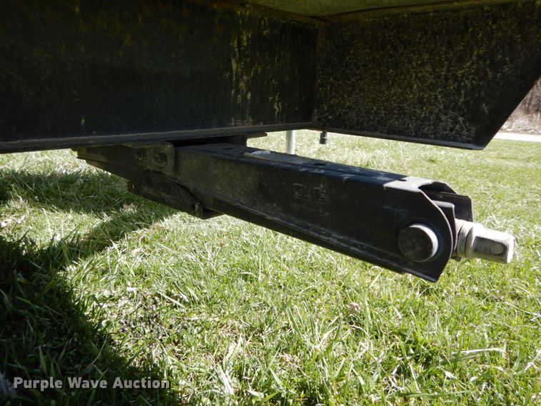 image for item IX9451 2004 Forest River 29DD Cherokee  camper