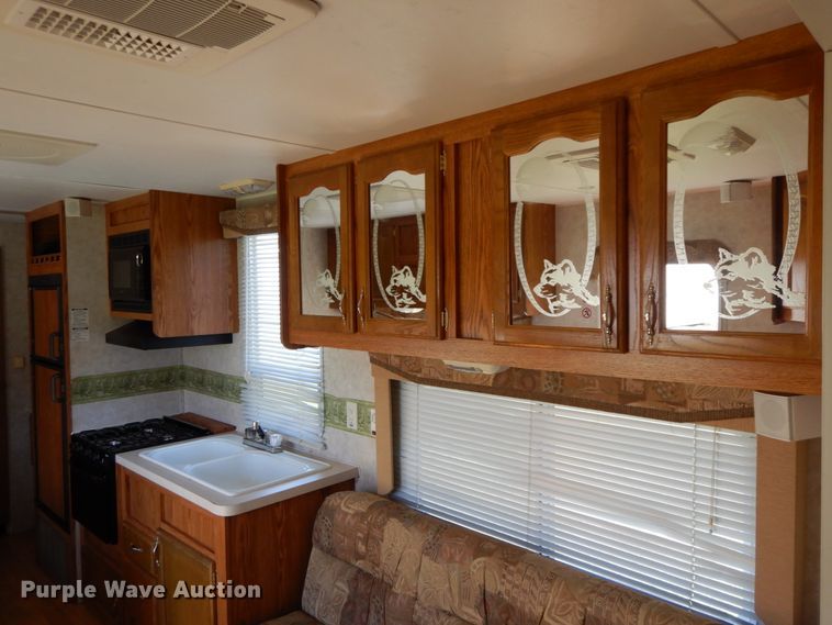 image for item IX9451 2004 Forest River 29DD Cherokee  camper