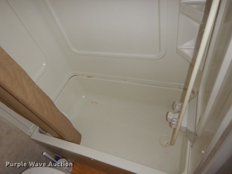 image for item IX9451 2004 Forest River 29DD Cherokee  camper