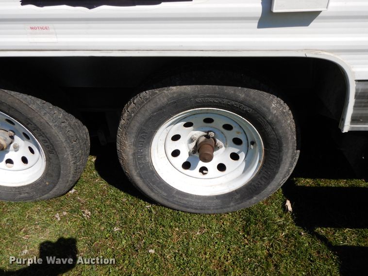 image for item IX9451 2004 Forest River 29DD Cherokee  camper